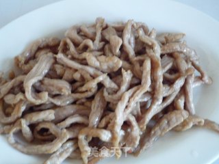 胡萝卜木耳炒肉丝的做法步骤：5