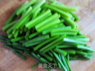 炒韭苔的做法步骤：1