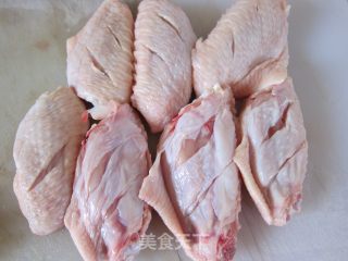 简单美味【蜜汁鸡翅】的做法步骤：2