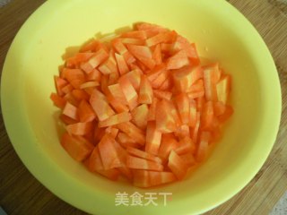韭苔炒彩丁的做法步骤：3