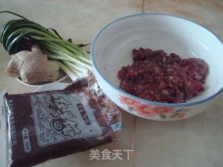 三味花卷的做法步骤：1