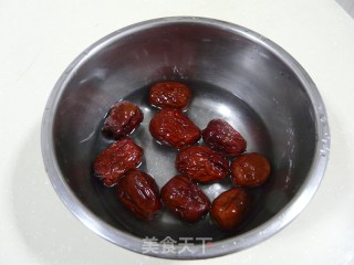 端午节吃粽子——大枣粽子的做法步骤：3