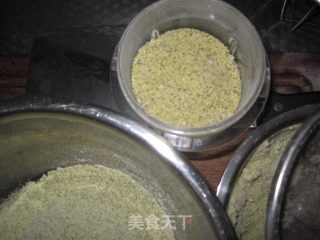 绿豆的华丽转身------------绿豆糕的做法步骤：1