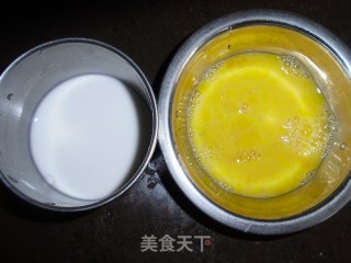 家常面食~滑溜鲜味沙河粉的做法步骤：2