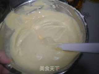 有点回缩的8寸戚风蛋糕的做法步骤：11