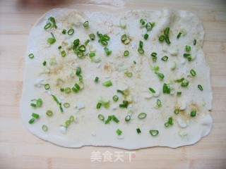 （另外一种方法做葱油饼）家常，简单，美味——家常葱油饼的做法步骤：5