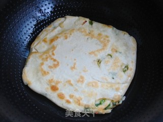 （另外一种方法做葱油饼）家常，简单，美味——家常葱油饼的做法步骤：16