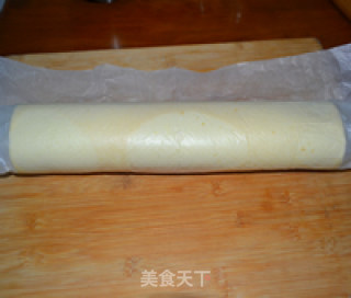 香蕉戚风蛋糕卷的做法步骤：10