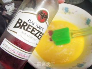 抹茶红豆戚风的做法步骤：3