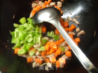 炒多彩丁的做法步骤：9