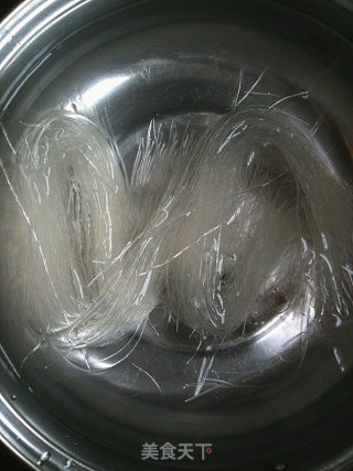 泡菜炒粉丝的做法步骤：2