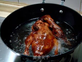 酥香樟茶鸭的做法步骤：19