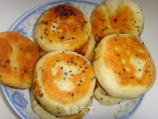 黑芝麻核桃仁红糖饼的做法步骤：8
