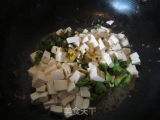 雪菜烧豆腐的做法步骤：3