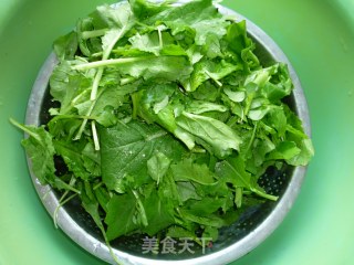 小白菜粉条炖肉的做法步骤：1