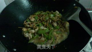 黄花菜草菇炒肉的做法步骤：20