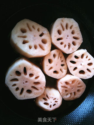夏季凉菜必备——卤藕的做法步骤：4
