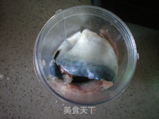 鱼丸汤 鲅鱼的做法步骤：4