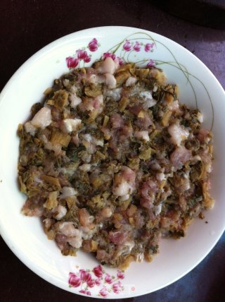 梅菜肉饼的做法步骤：4