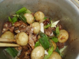 干烧排骨土豆仔的做法步骤：8