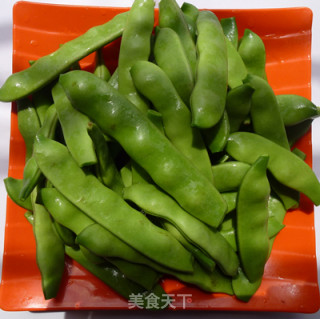 排骨炖豆角的做法步骤：1