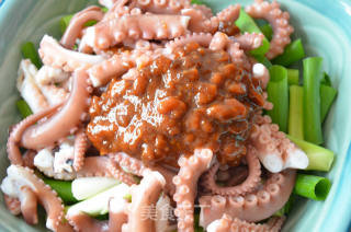幸福美食：颠覆传统口味之黄豆酱小葱拌八带的做法步骤：6