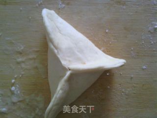 继续发面——麻酱花卷和糖三角的做法步骤：21