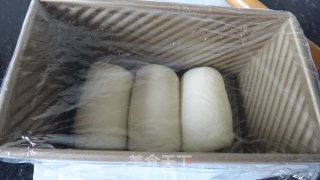 [我爱烘焙]第一次尝试手工白土司的做法步骤：14