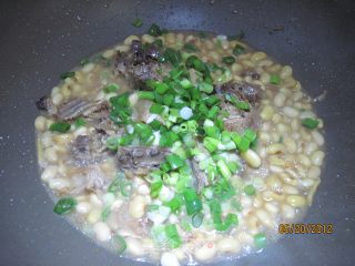 金豆pk盐水鸭的做法步骤：6