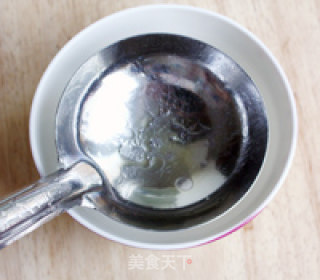 桂花酒酿窝蛋的做法步骤：2