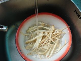 茴香根煮排骨的做法步骤：4