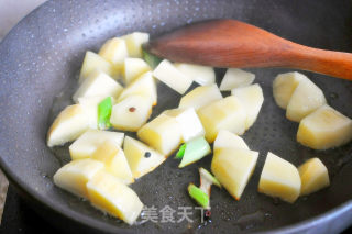 南乳烧土豆的做法步骤：5