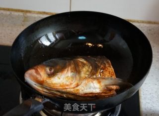 砂锅鱼头豆腐的做法步骤：3
