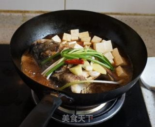 砂锅鱼头豆腐的做法步骤：5
