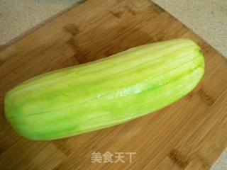 西葫芦炒素鸡的做法步骤：1