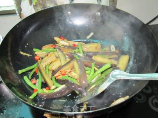 豆角炒茄子的做法步骤：4