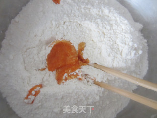 金色胡萝卜面的做法步骤：3