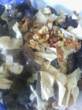 简单美味——凉拌干豆皮木耳的做法步骤：6