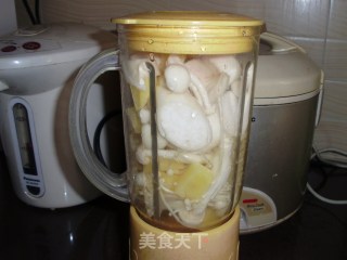香浓蘑菇汤的做法步骤：4