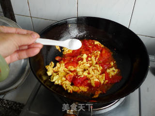 西红柿炒鸡蛋的做法步骤：7