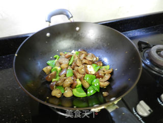 糖尿病食谱）素菜）茄子炒青椒（少油健康做法）的做法步骤：7