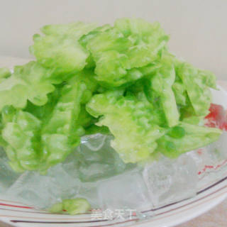 冰镇翠玉苦瓜沙拉的做法步骤：6
