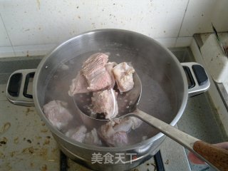 清炖牛肉的做法步骤：2