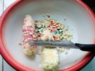 新鲜玉米饼的做法步骤：1