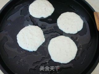 新鲜玉米饼的做法步骤：5