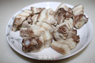 水乡面筋烧肉的做法步骤：2