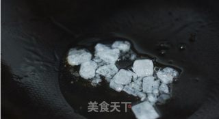 水乡面筋烧肉的做法步骤：3