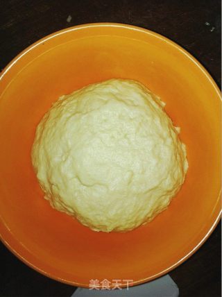 我的第一款吐司，简单的奶香吐司450克的做法步骤：6