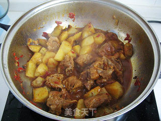 川味土豆烧排骨的做法步骤：9