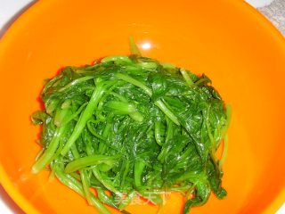 香油菠菜的做法步骤：4